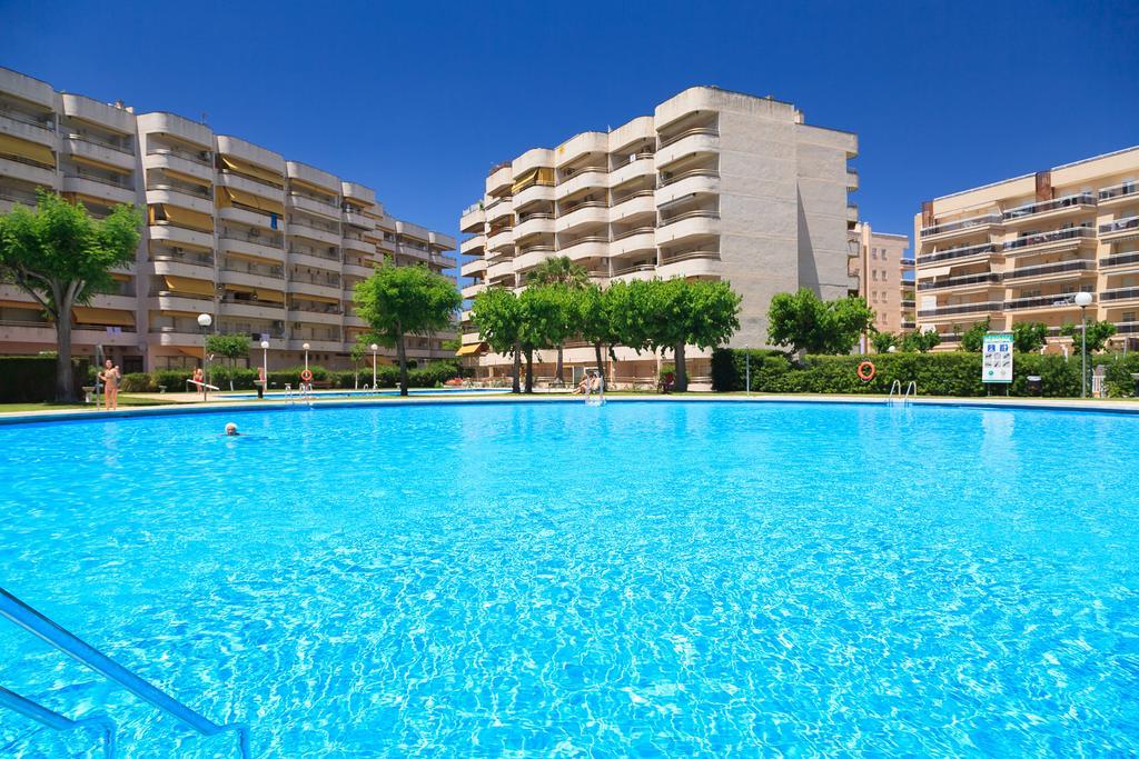 Uhc Rhin-Danubio Apartments Салоу Екстериор снимка